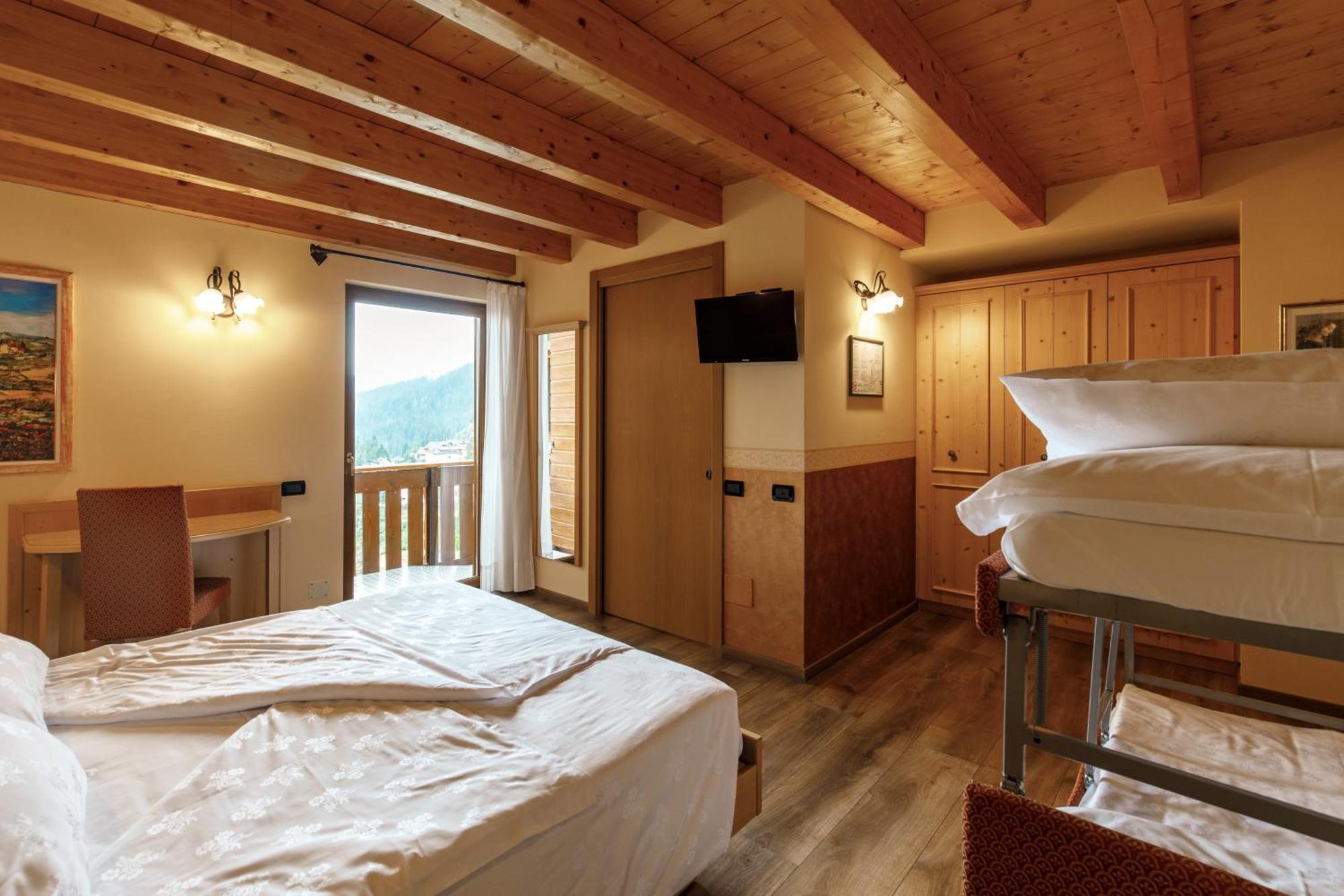 B&B La Montanara San Martino Di Castrozza Esterno foto