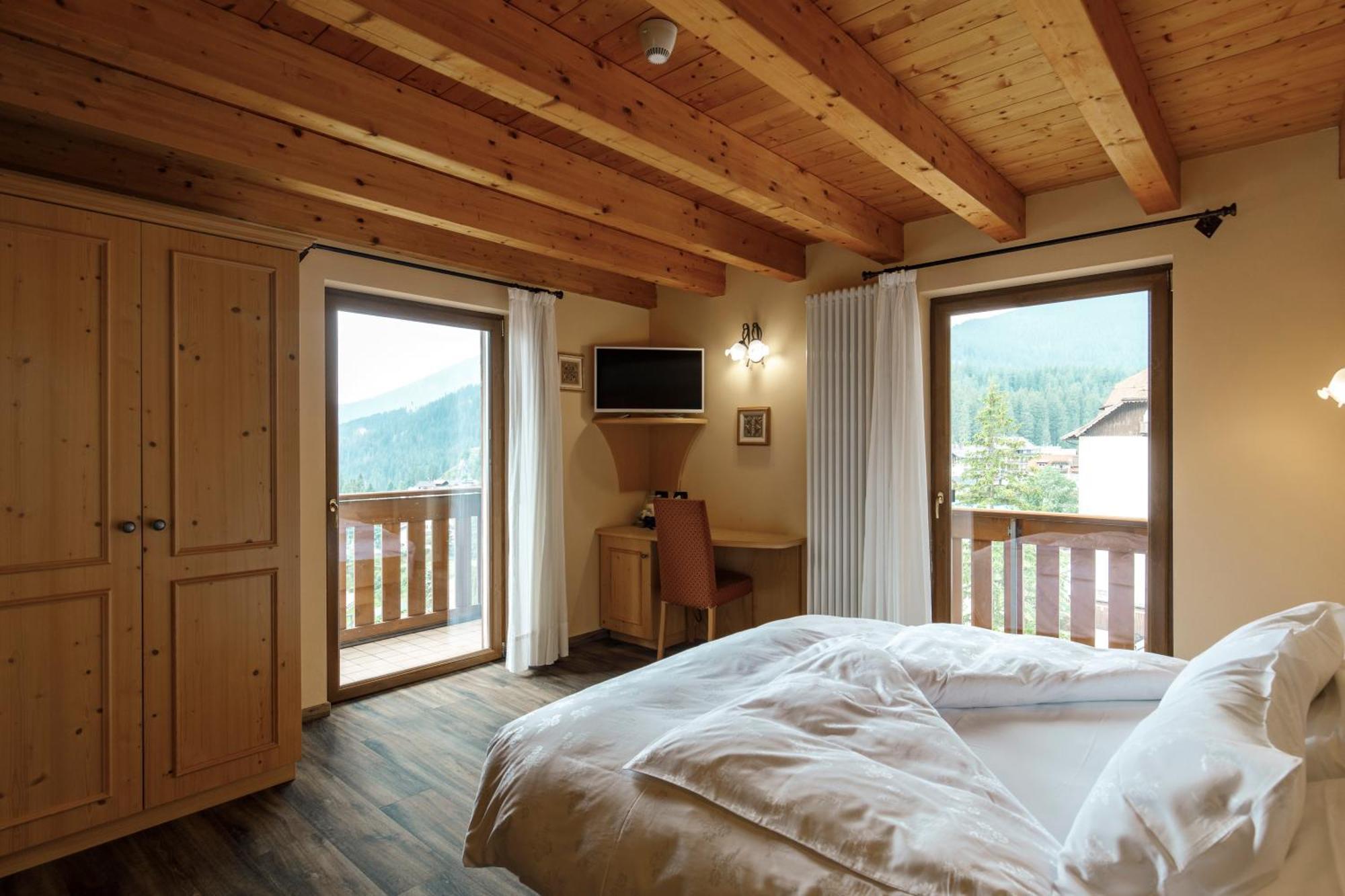 B&B La Montanara San Martino Di Castrozza Esterno foto
